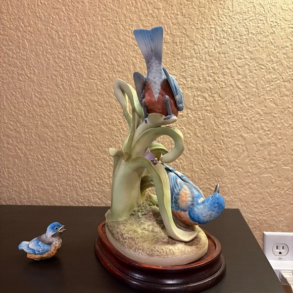 Andrea by Sadek Blue Bird Family With Wooden Base - Picture 7 of 9